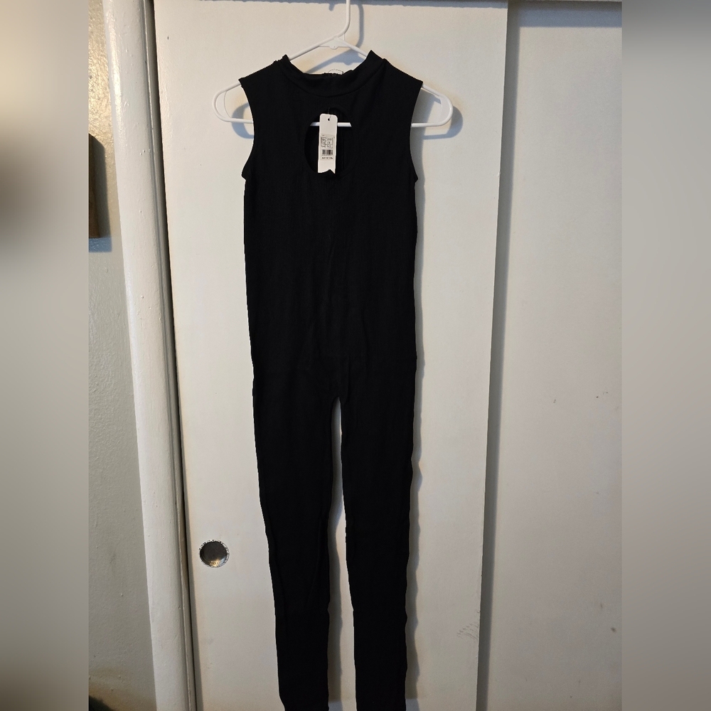 New Black Sleeveless Jumpsuit